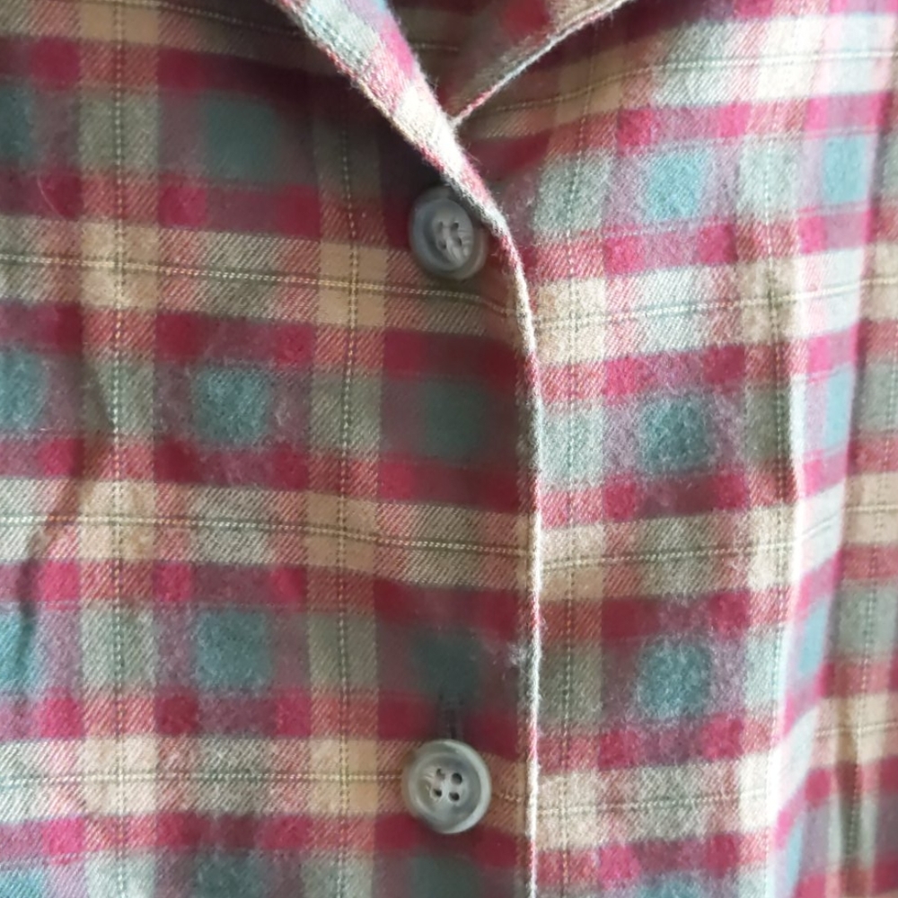 Long Plaid Dress/ Flannel - Picture 4 of 8